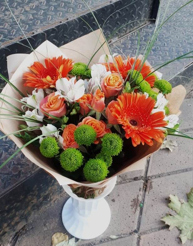 Букет цветов из: Герберы, Хризантемы, Альстромерии и Розы в Никулино