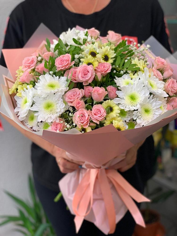 Букет цветов из: Розы и Хризантемы в Никулино