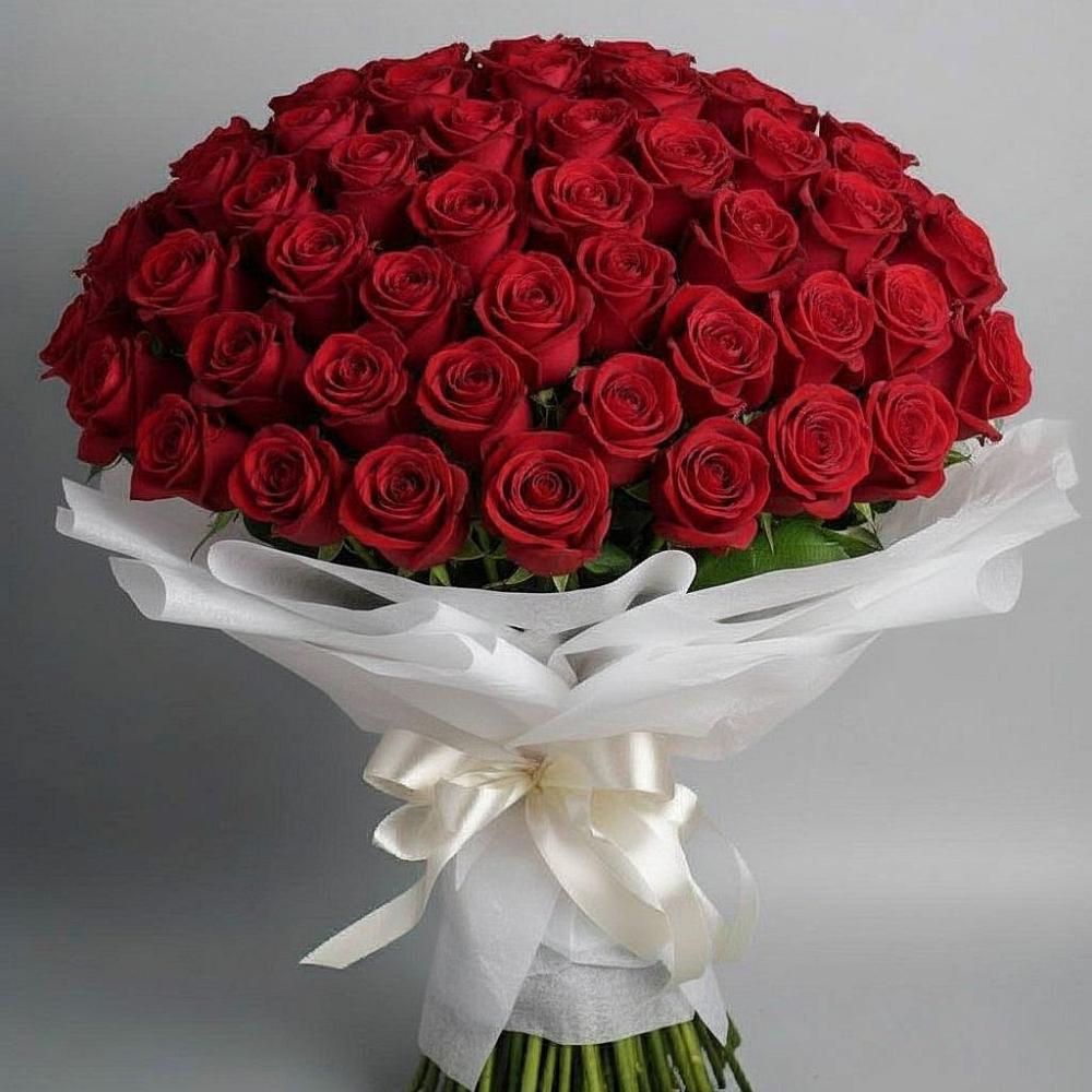 Букет 101 Красная роза Блэк Мэджик в Никулино