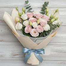 Букет цветов из:  Лизиантусы в Никулино