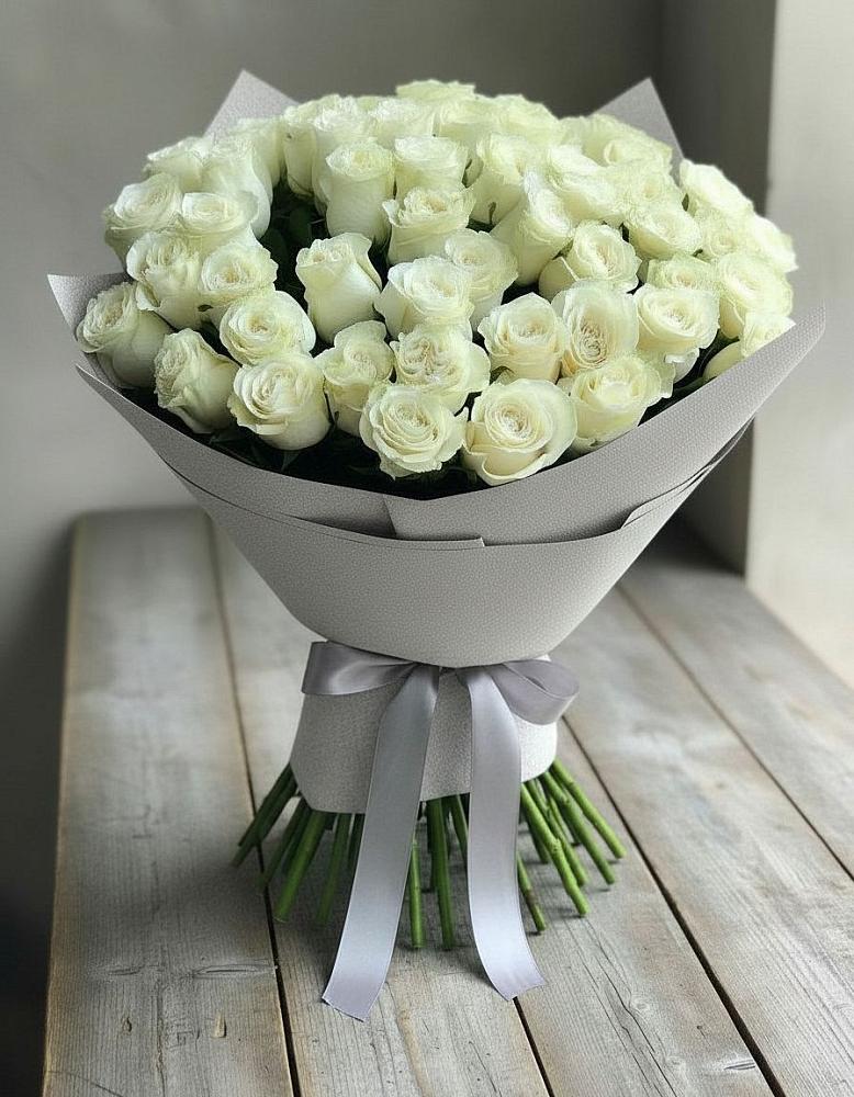 Букет 35 Белых роз в Никулино