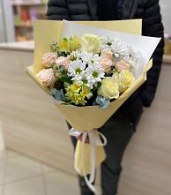 Букет цветов из:  Альстромерии, Розы и Хризантемы в Никулино