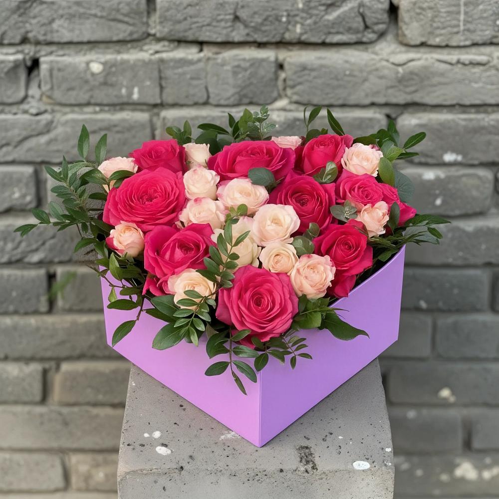 Цветочная композиция из Розы в коробке в Никулино