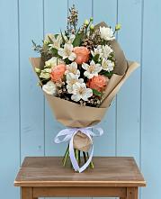 Букет цветов из:  Альстромерии, Лизиантусы, Розы и Хризантемы #REPLACE_PRED# Никулино