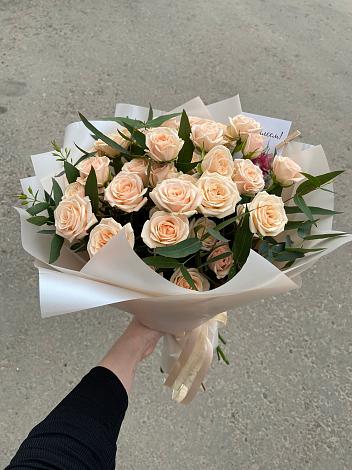 Букет Кремовые розы Латте в Никулино