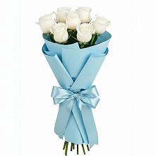 Букет 7 белых роз Проуд в Никулино