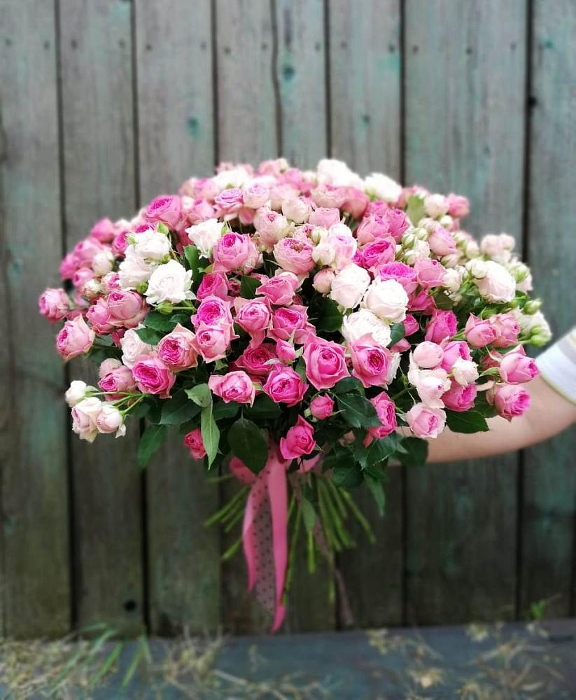 Букет Розовые кустовые розы Натали и Лав Лидия в Никулино