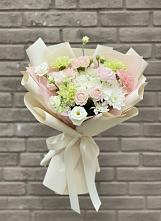 Букет цветов из:  Гвоздики, Розы, Лизиантусы и Хризантемы в Никулино