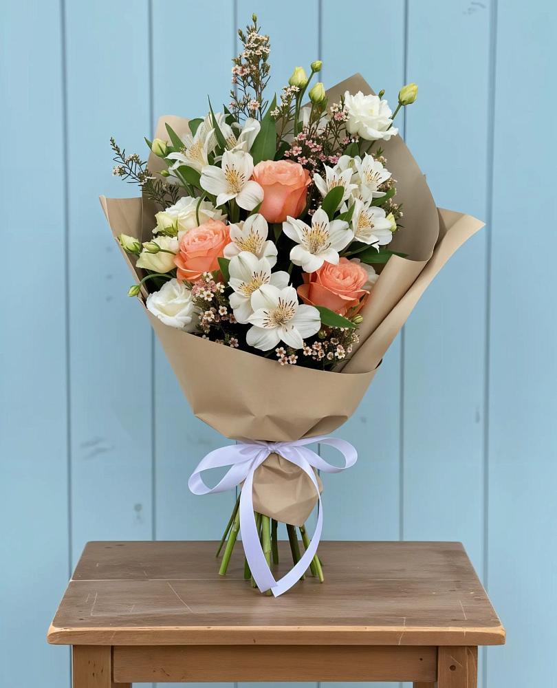 Букет цветов из: Альстромерии, Лизиантусы, Розы и Хризантемы в Никулино